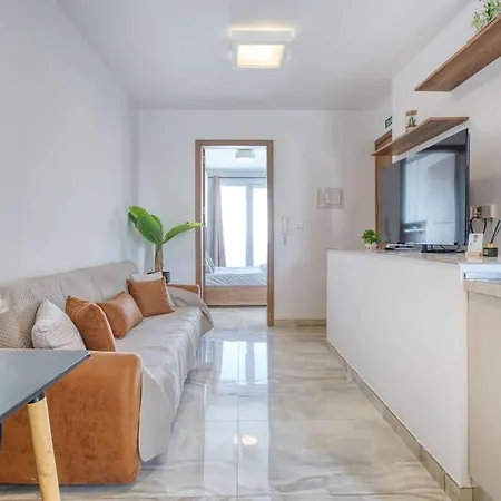 Thirtynine Penthouse With Terrace In Apartament Sliema